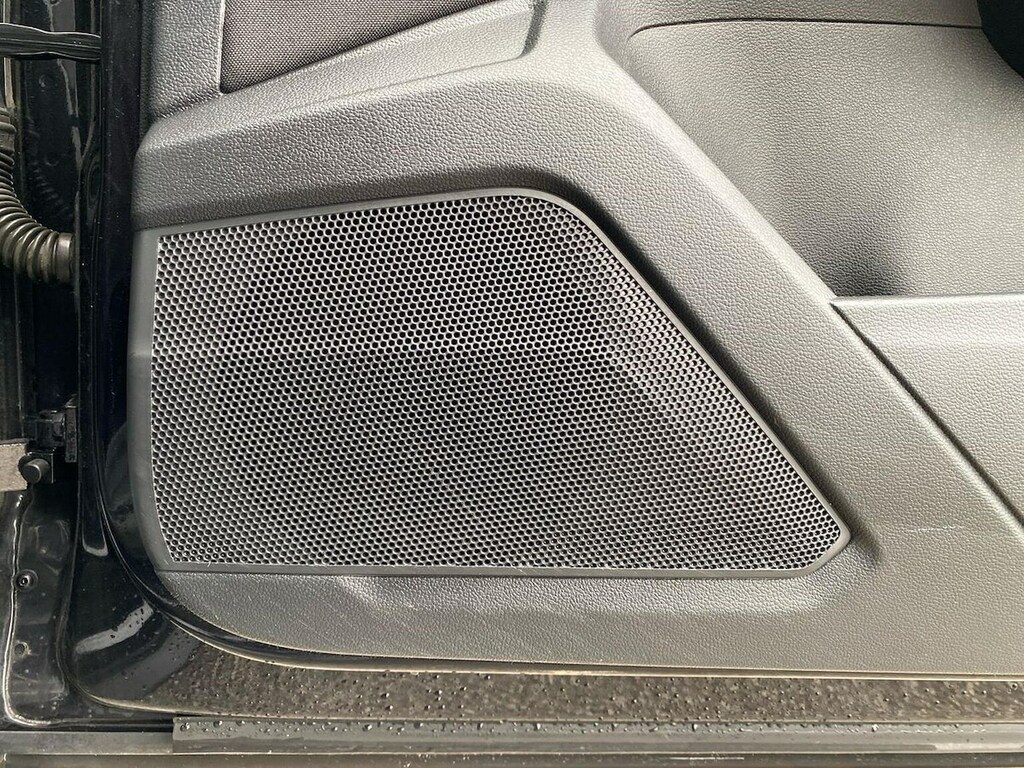 Volkswagen T-Roc Hatchback Silver #29