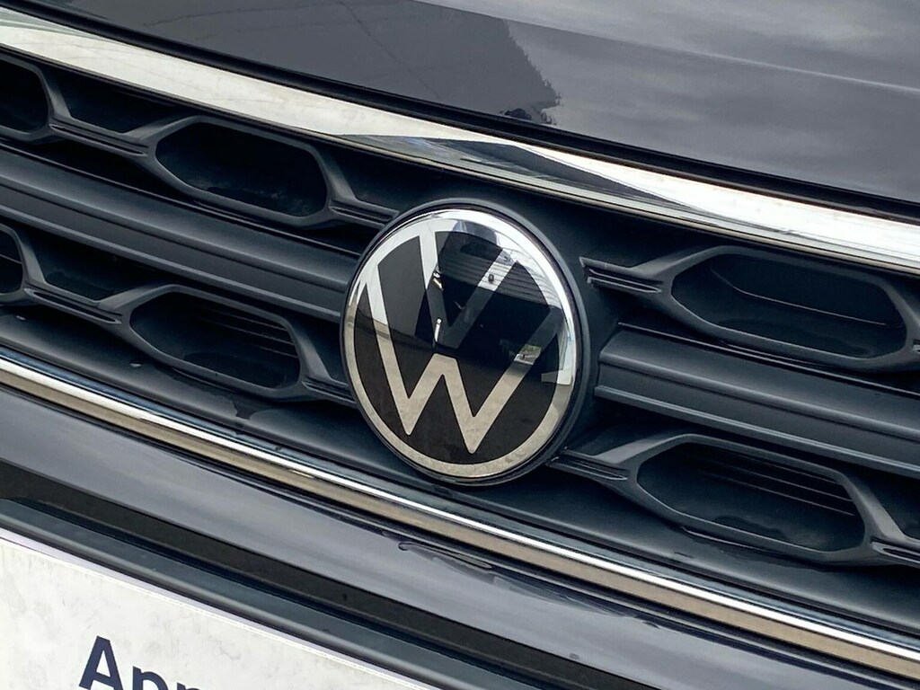 Volkswagen T-Roc Hatchback Silver #30