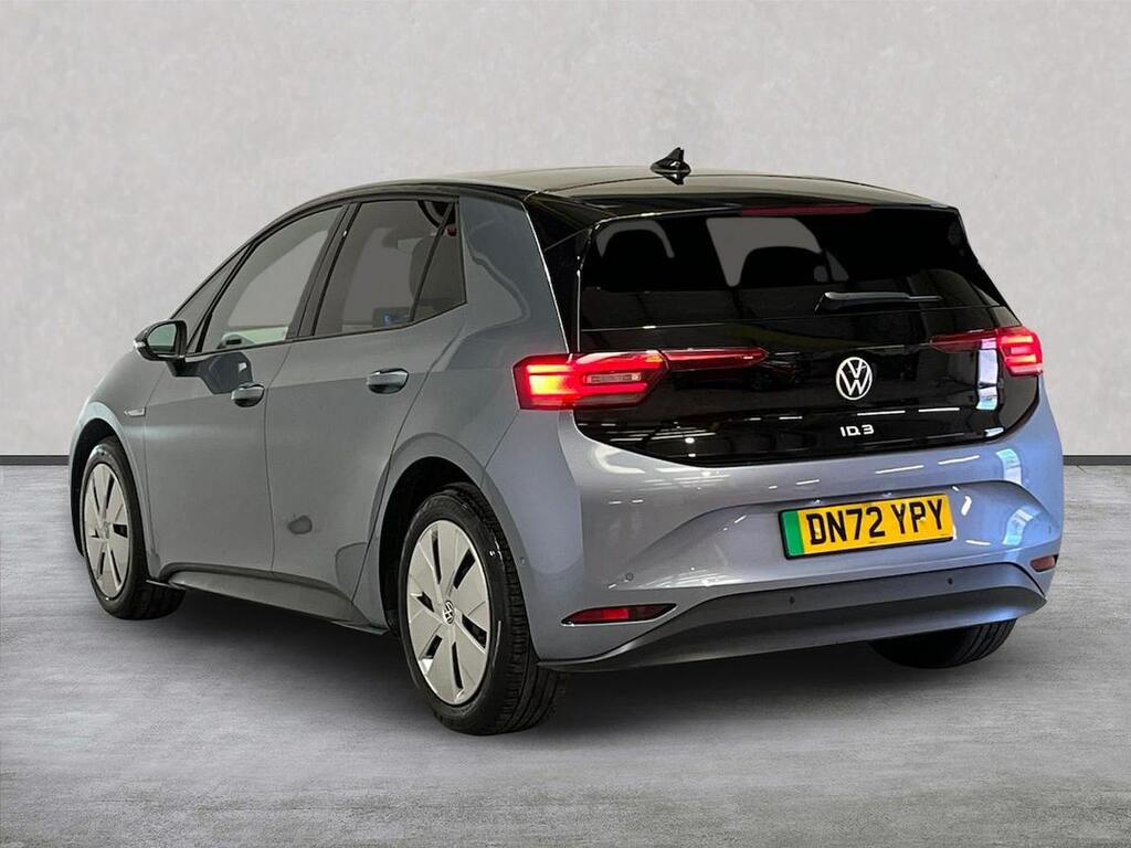 Volkswagen ID.3 Pro Performance 58Kwh Family Hatchback Electri Blue #2