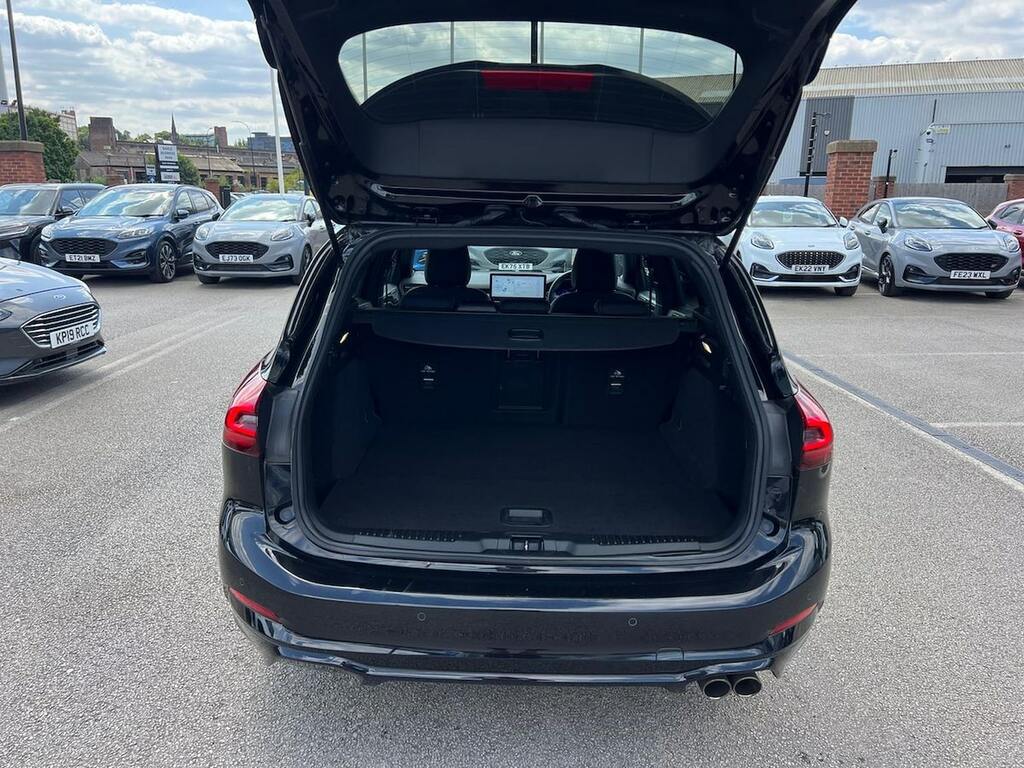 Ford Focus Ford 1.5 Titanium Vignale 8Spd 120Ps Red #17