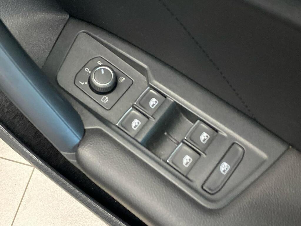Volkswagen Tiguan Active Grey #21