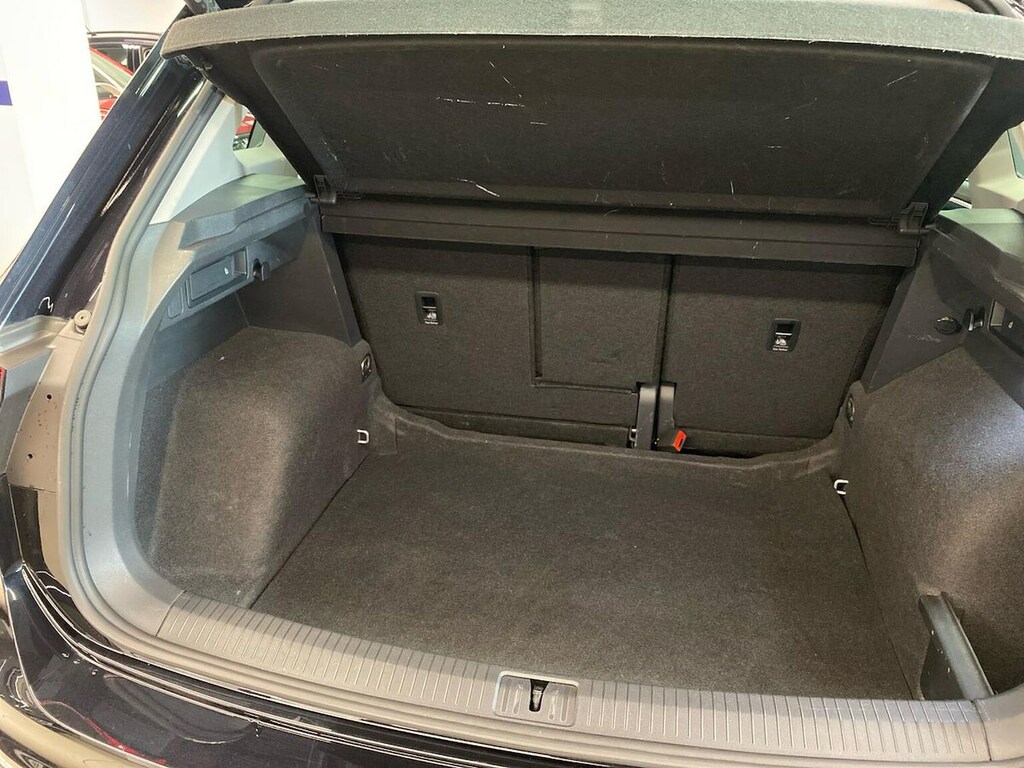 Volkswagen Tiguan Active Grey #17