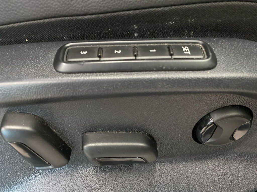 Volkswagen Tiguan Active Grey #29