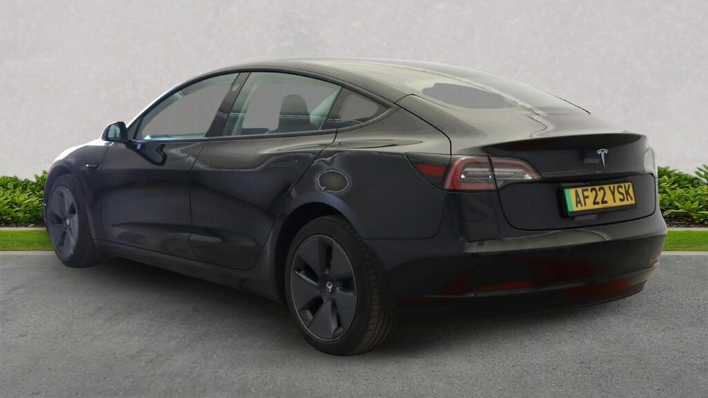 Tesla Model 3 Standard Plus Black #3