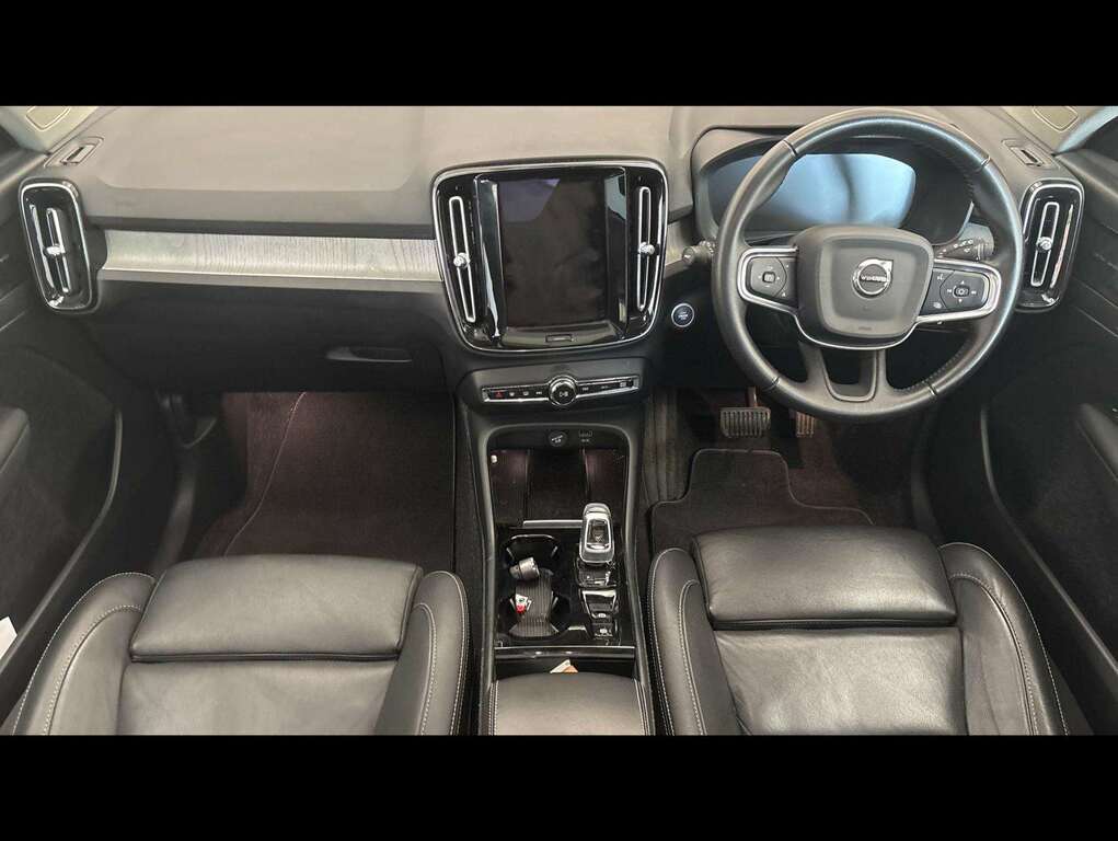 Volvo XC40 1.5 T5 Recharge Phev Inscription Pro Red #3