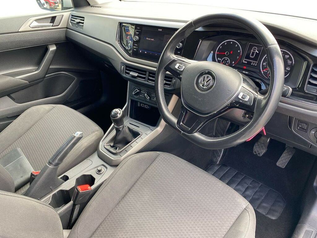 Volkswagen Polo Hatchback White #15
