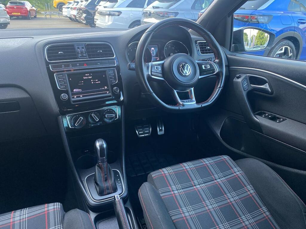 Volkswagen Polo Bluemotion Tech Match #8