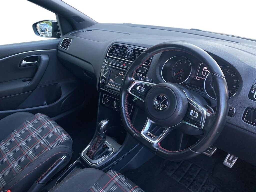 Volkswagen Polo Bluemotion Tech Match #10
