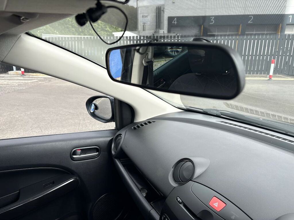 Mazda 2 1.5 Skyactiv-g Se-l Euro 6 Ss Red #14