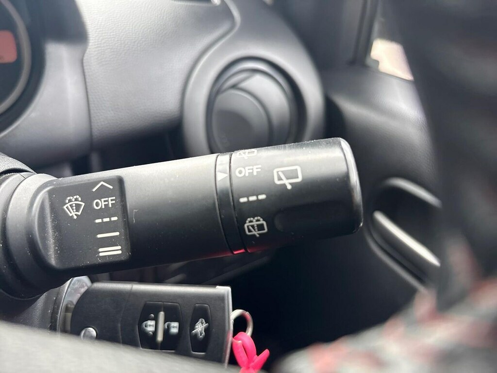 Mazda 2 1.5 Skyactiv-g Se-l Euro 6 Ss Red #27