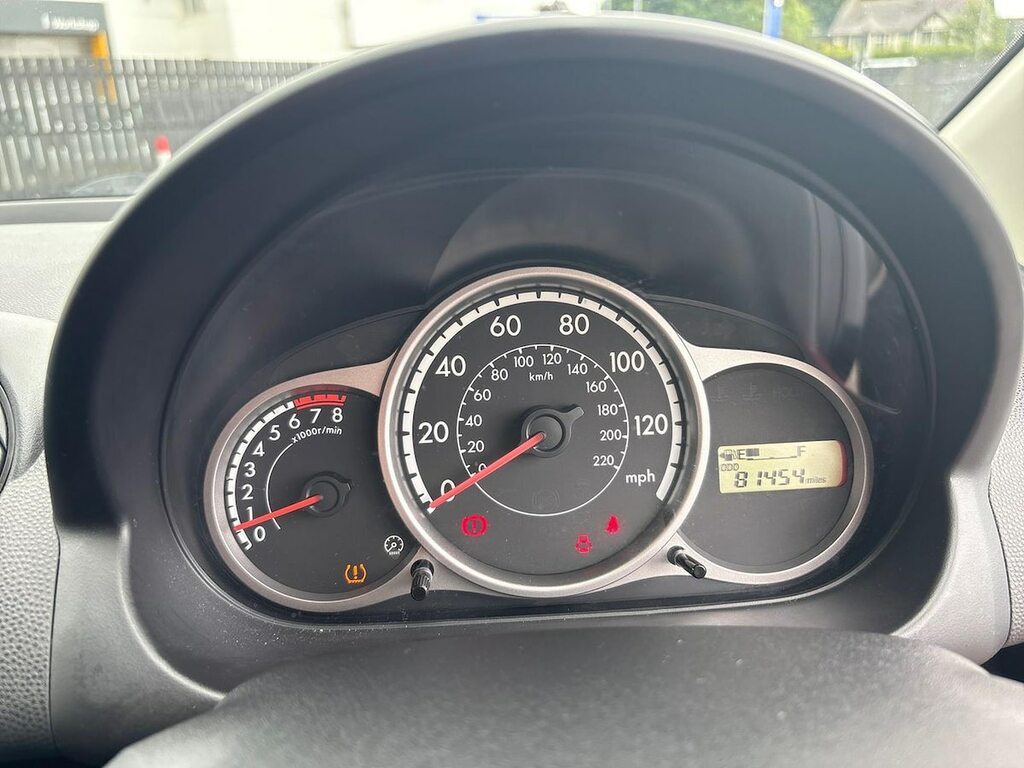 Mazda 2 1.5 Skyactiv-g Se-l Euro 6 Ss Red #10