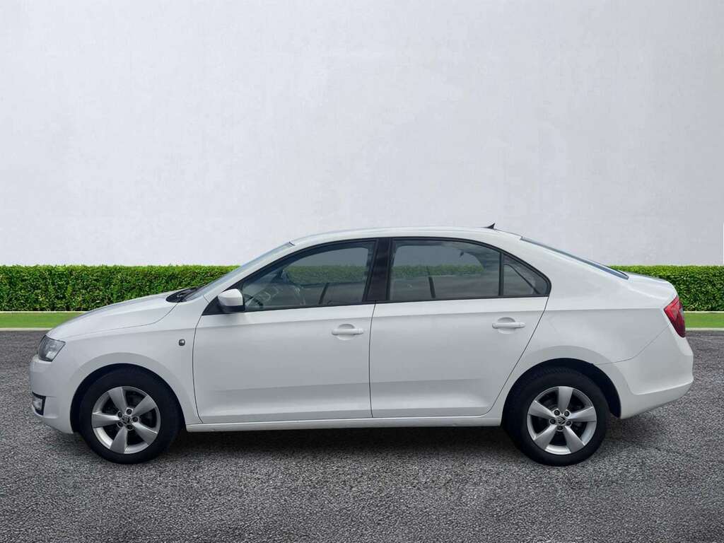 Skoda Rapid 1.2 Tsi Se White #4