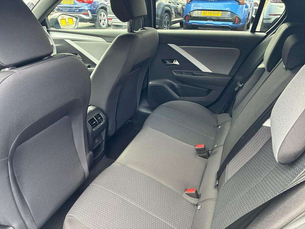Vauxhall Astra Vauxhall Astra Gs Black #16