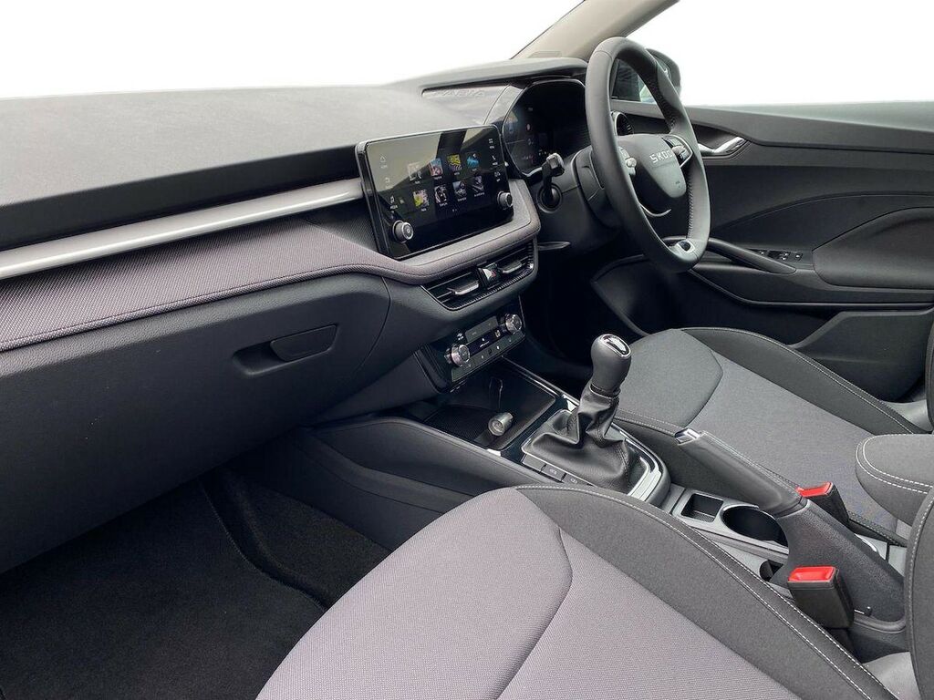 Skoda Fabia 1.0 Tsi Se Edition Black #6