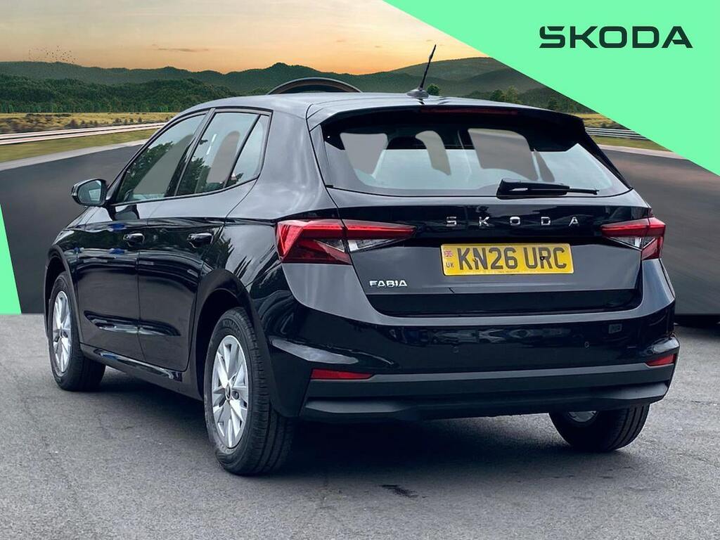 Skoda Fabia 1.0 Tsi Se Edition Black #2