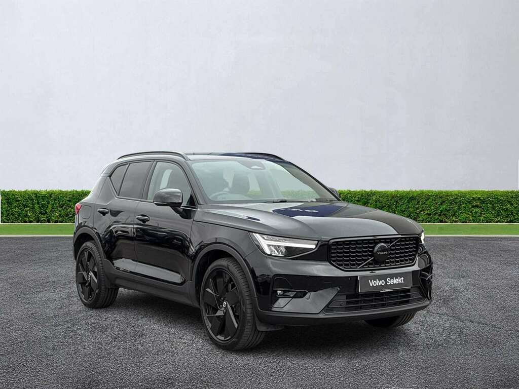 Volvo XC40 2.0 B4p Plus Black Edition Black