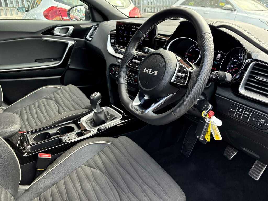 Kia Xceed 1.0 T-gdi 48V Dct Pure White #14
