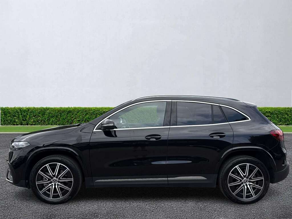 Mercedes-Benz EQA Eqa 300 4M 168Kw Amg Line Executive 70.5Kwh At Black #4
