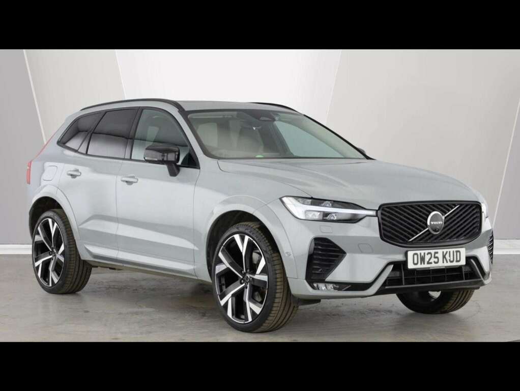 Volvo XC60 2.0 B5p Ultra Dark Awd Geartronic Grey