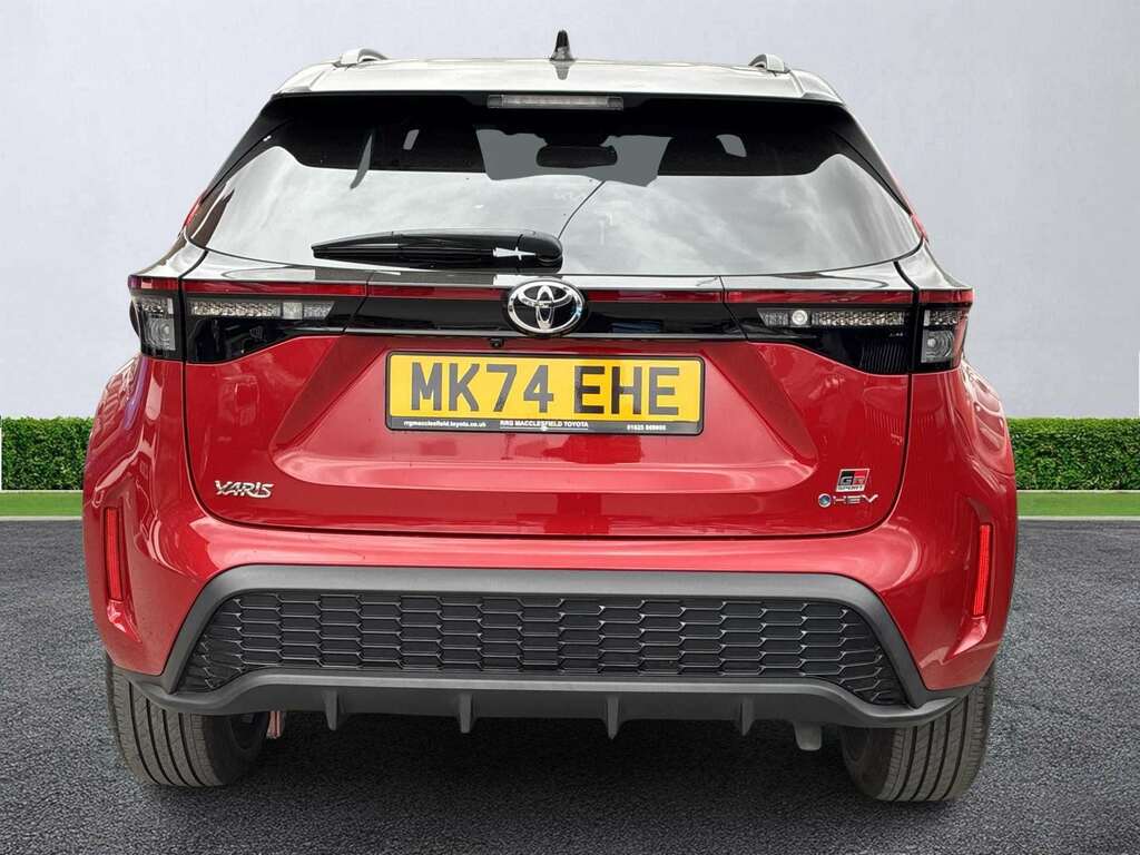 Toyota Yaris Cross 1.5 Hybrid 130 Gr Sport Cvt MK74EHE Red #4