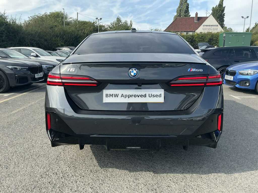 BMW i5 442Kw M60 Xdrive 84Kwh Grey #4