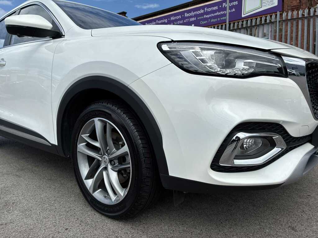 MG HS 1.5T-gdi Excite 2Wd White #26