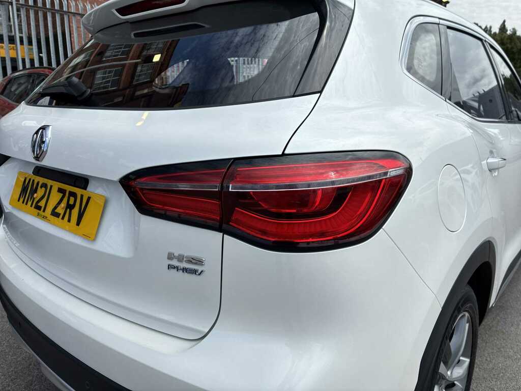 MG HS 1.5T-gdi Excite 2Wd White #27