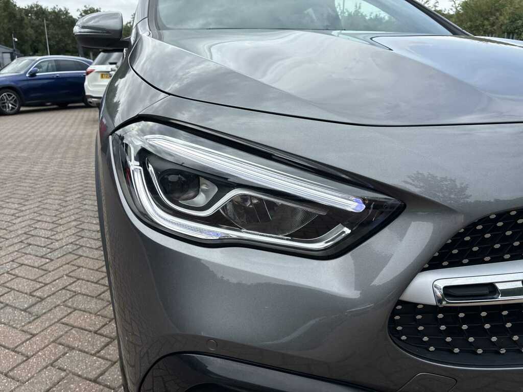 Mercedes-Benz GLA Class Gla 35 4Matic Premium Blue #33