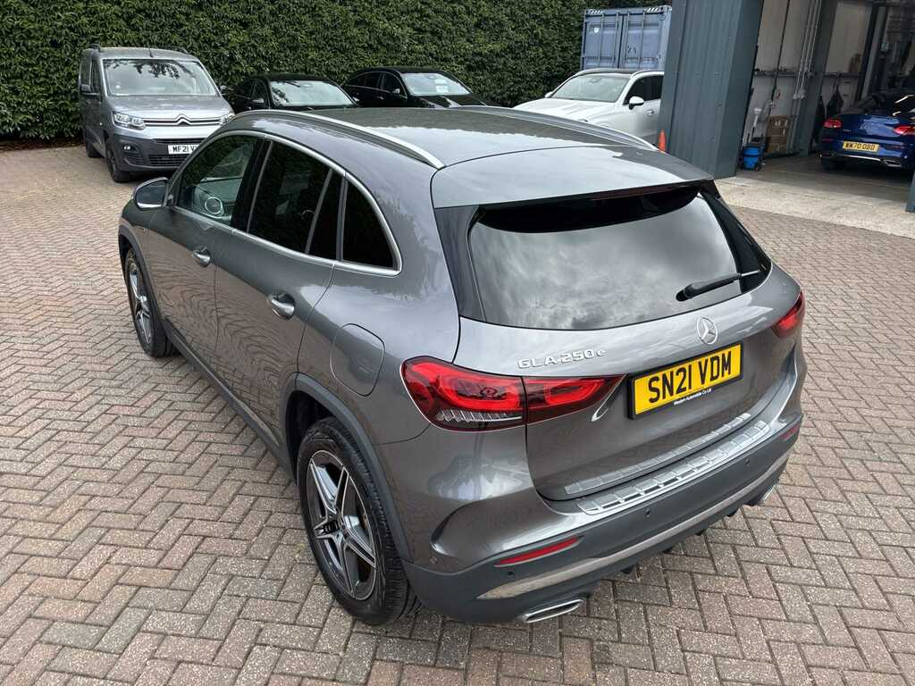 Mercedes-Benz GLA Class Gla 35 4Matic Premium Blue #38