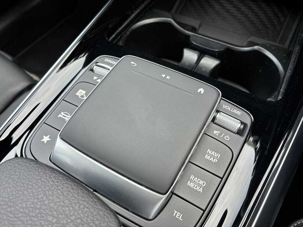 Mercedes-Benz GLA Class Gla 35 4Matic Premium Blue #40