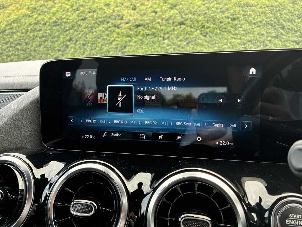 Mercedes-Benz GLA Class Gla 35 4Matic Premium Blue #26