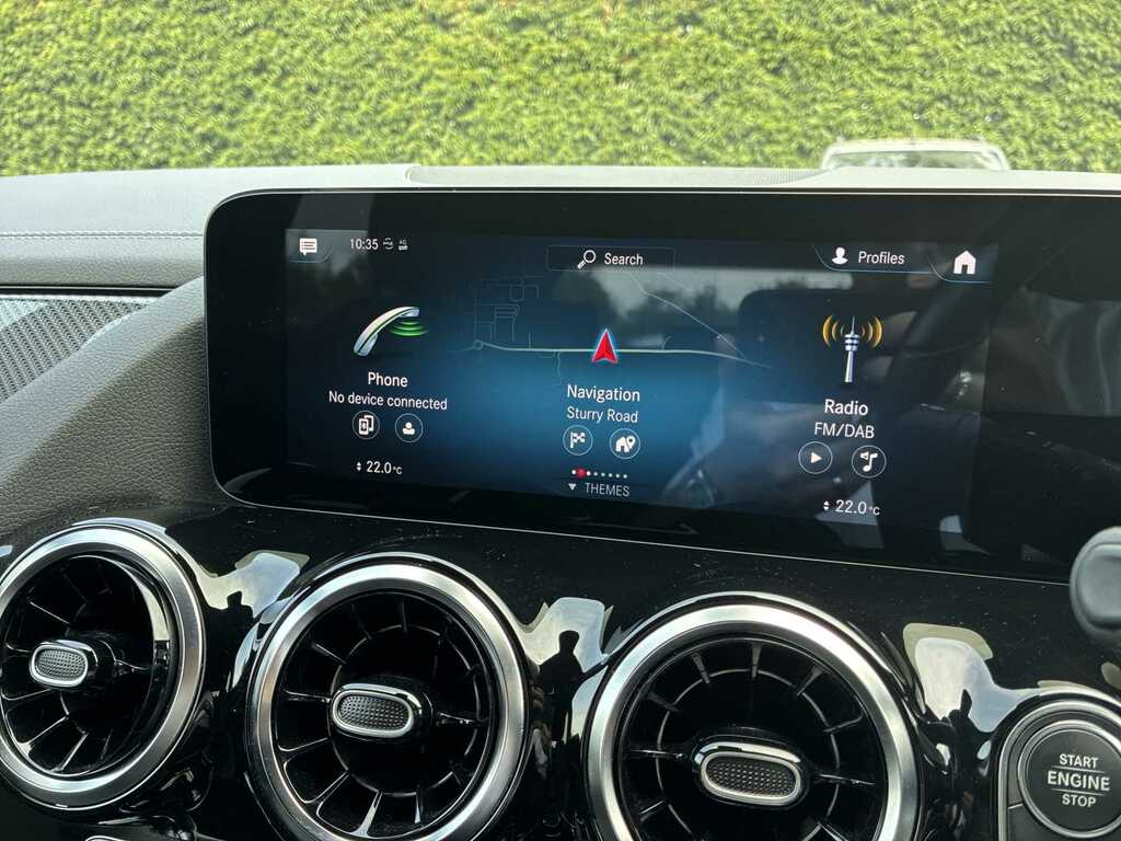 Mercedes-Benz GLA Class Gla 35 4Matic Premium Blue #11