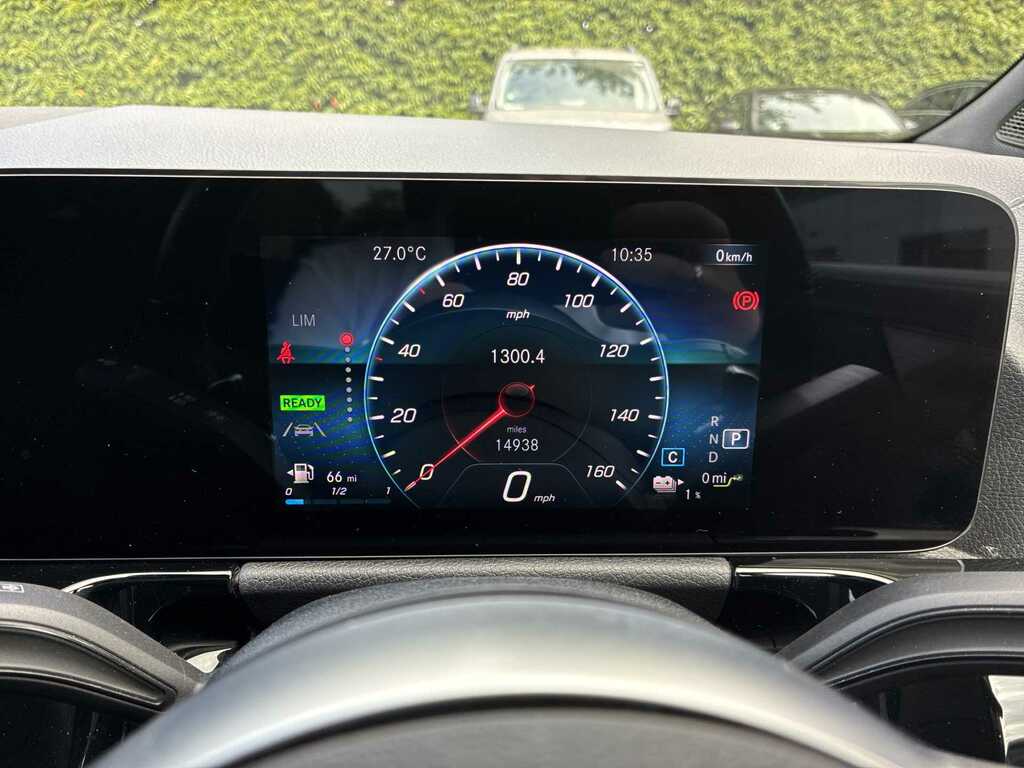 Mercedes-Benz GLA Class Gla 35 4Matic Premium Blue #10