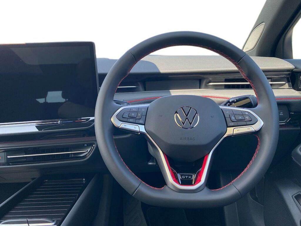 Volkswagen ID.7 86Kwh Match Pro S Plus - 2026 Black #9