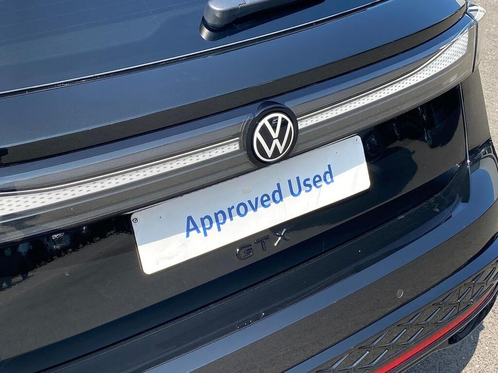 Volkswagen ID.7 86Kwh Match Pro S Plus - 2026 Black #33