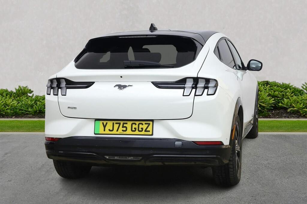 Ford Mustang Mach-E 272Kw Premium 91Kwh Awd White #3