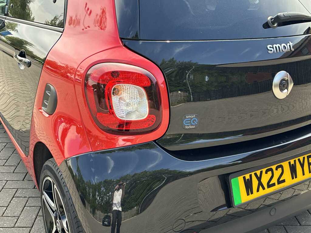 Smart Forfour 17.6Kwh Premium Hatchback 22Kw Black #35