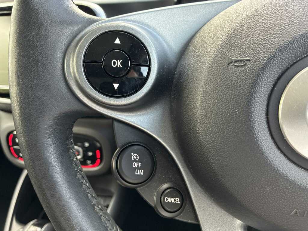 Smart Forfour 17.6Kwh Premium Hatchback 22Kw Black #22