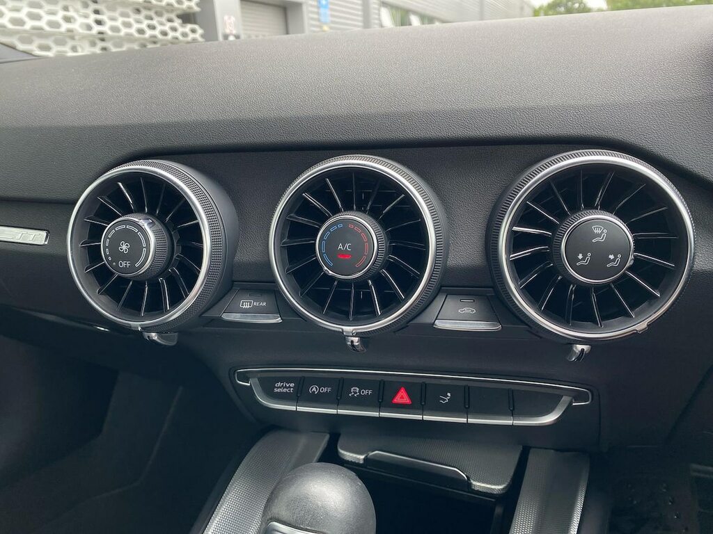 Audi TT Tt Sport 40 Tfsi S-a White #12