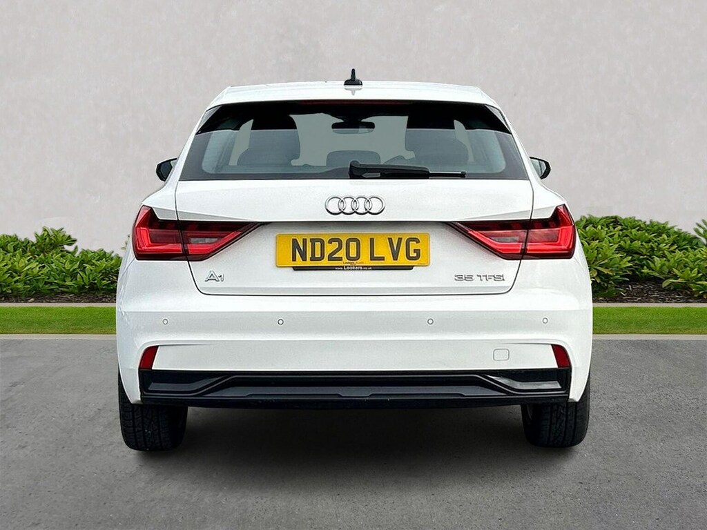 Audi A1 1.5 Tfsi 35 Sport Sportback S Tronic Eu White #4