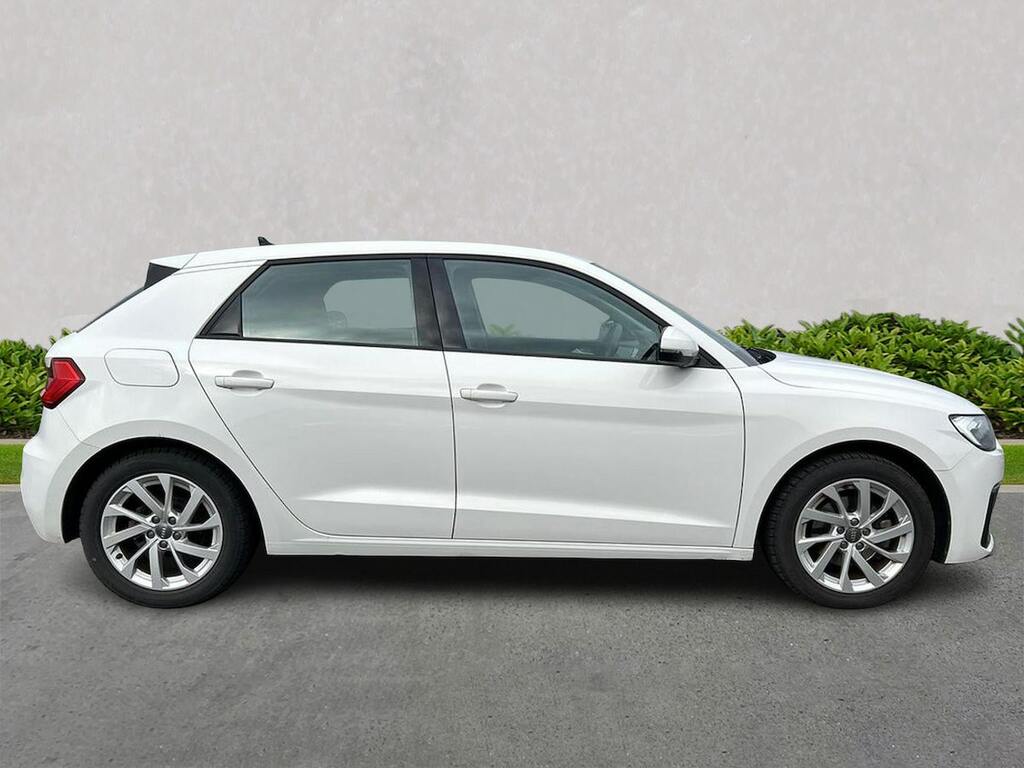 Audi A1 1.5 Tfsi 35 Sport Sportback S Tronic Eu White #3