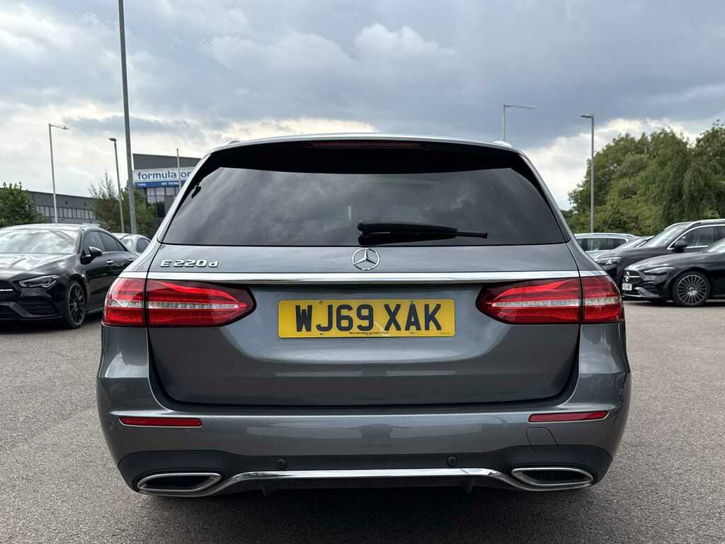 Mercedes-Benz E Class E220d Amg Line Edition Premium Plus 9G-tronic WJ69XAK Grey #6