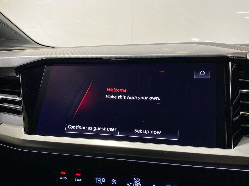 Audi Q4 E Tron 150Kw 40 63Kwh S Line Leather Purple #11