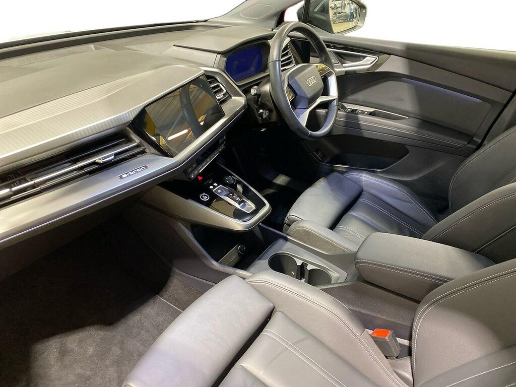 Audi Q4 E Tron 150Kw 40 63Kwh S Line Leather Purple #7