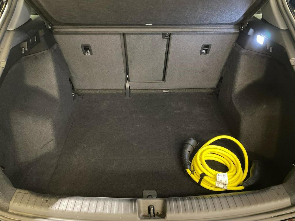 Audi Q4 E Tron 150Kw 40 63Kwh S Line Leather Purple #17