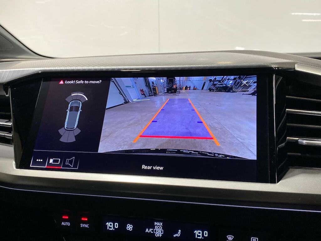 Audi Q4 E Tron 150Kw 40 63Kwh S Line Leather Purple #23