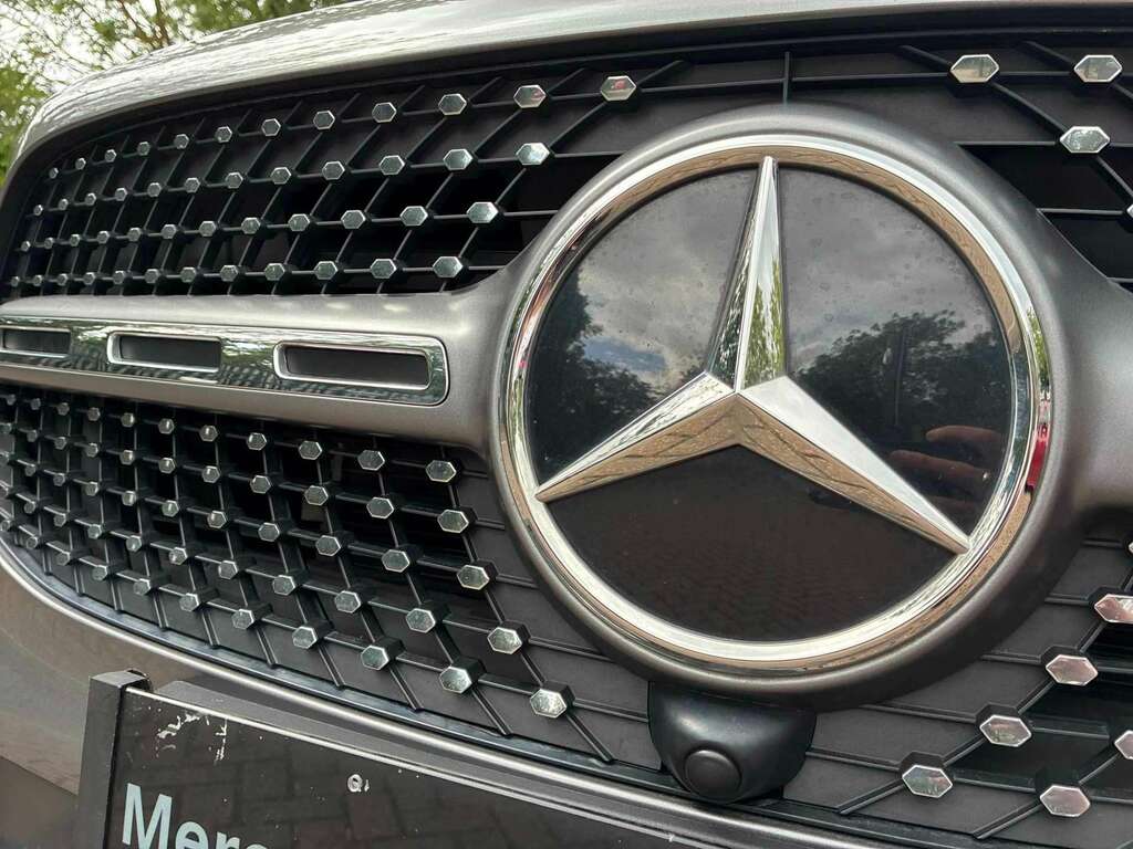 Mercedes-Benz GLB Class Glb 220 D 4Matic Amg Line Premium Grey #10