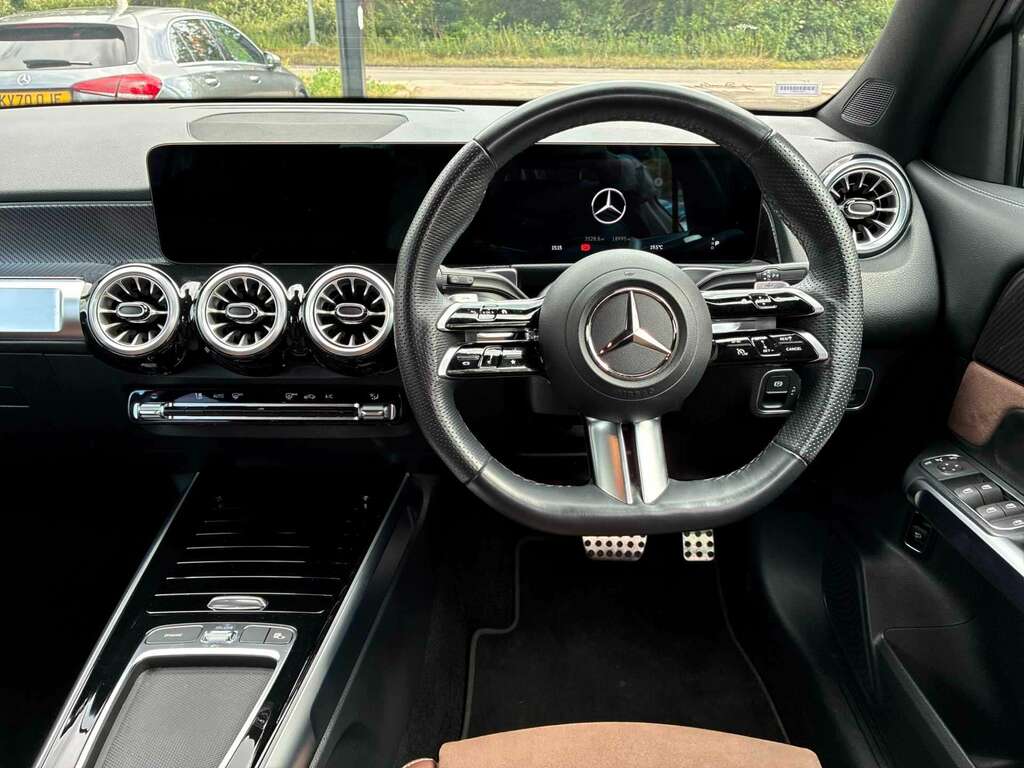 Mercedes-Benz GLB Class Glb 220 D 4Matic Amg Line Premium Grey #33