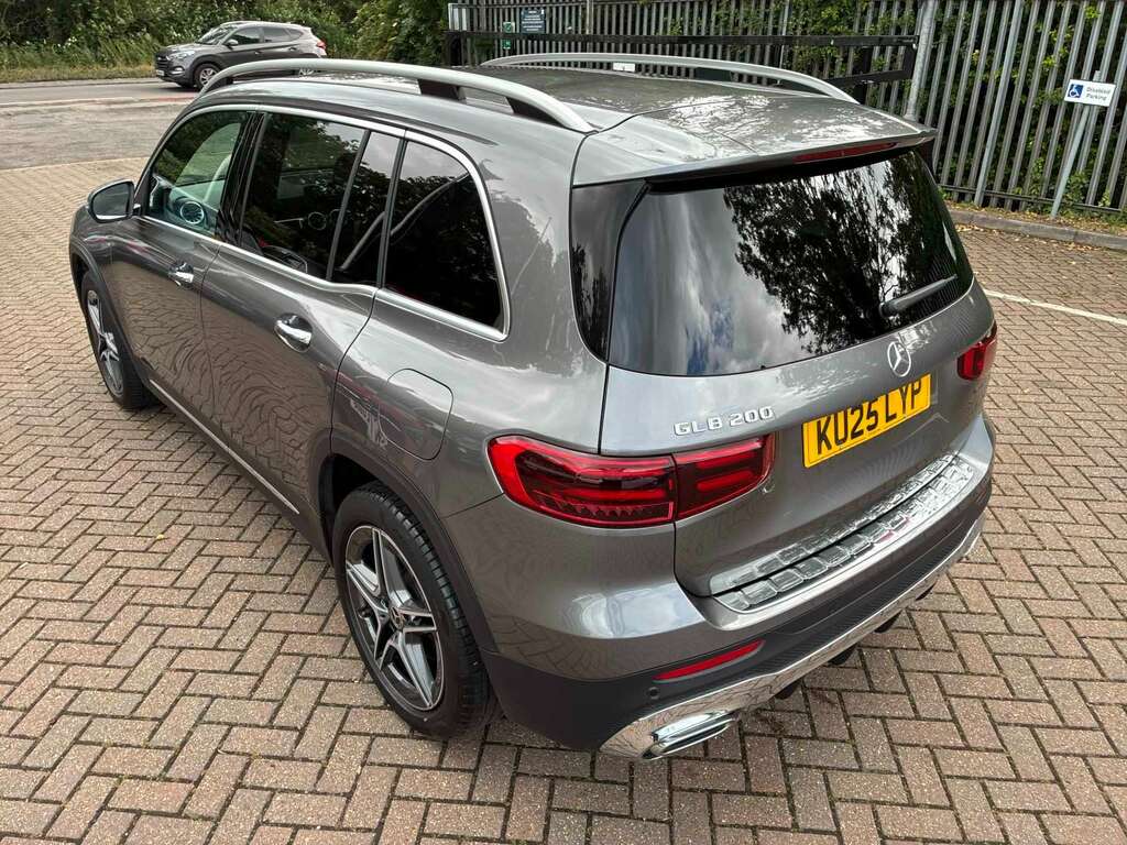 Mercedes-Benz GLB Class Glb 220 D 4Matic Amg Line Premium Grey #32