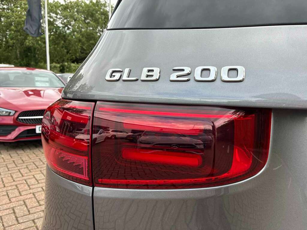 Mercedes-Benz GLB Class Glb 220 D 4Matic Amg Line Premium Grey #20